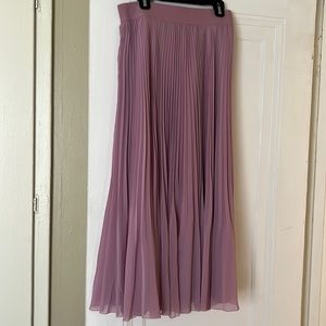 Like new Wilfred skirt